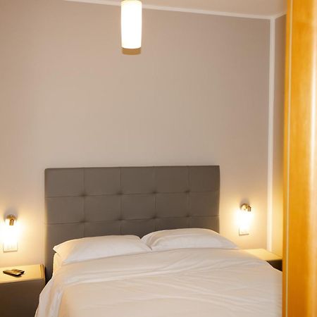 Residence Marittimo Riccione Exterior foto