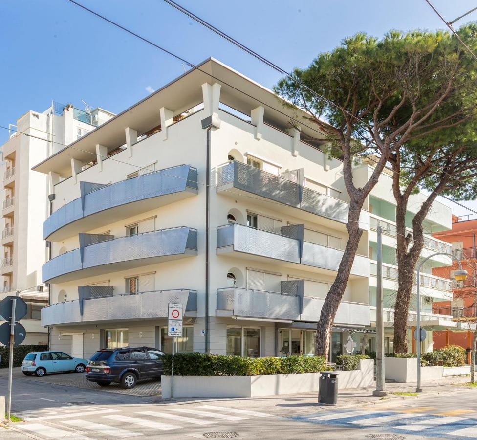 Residence Marittimo Riccione Exterior foto