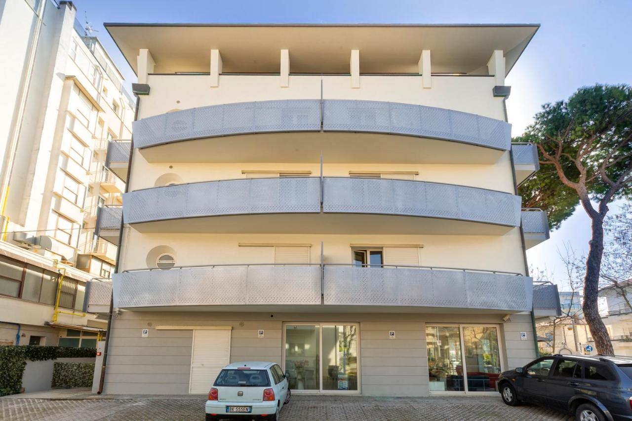 Residence Marittimo Riccione Exterior foto