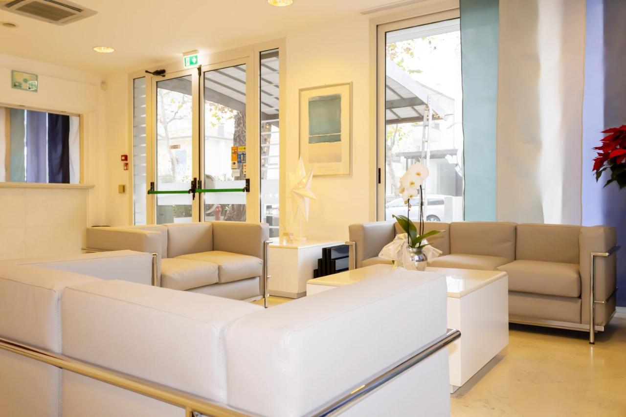 Residence Marittimo Riccione Exterior foto